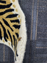 Load image into Gallery viewer, Hand Tufted Tiger - Flat - Handmade Carpet Gallery