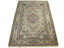 Load image into Gallery viewer, SC-4021 Nain - Handmade Carpet Gallery