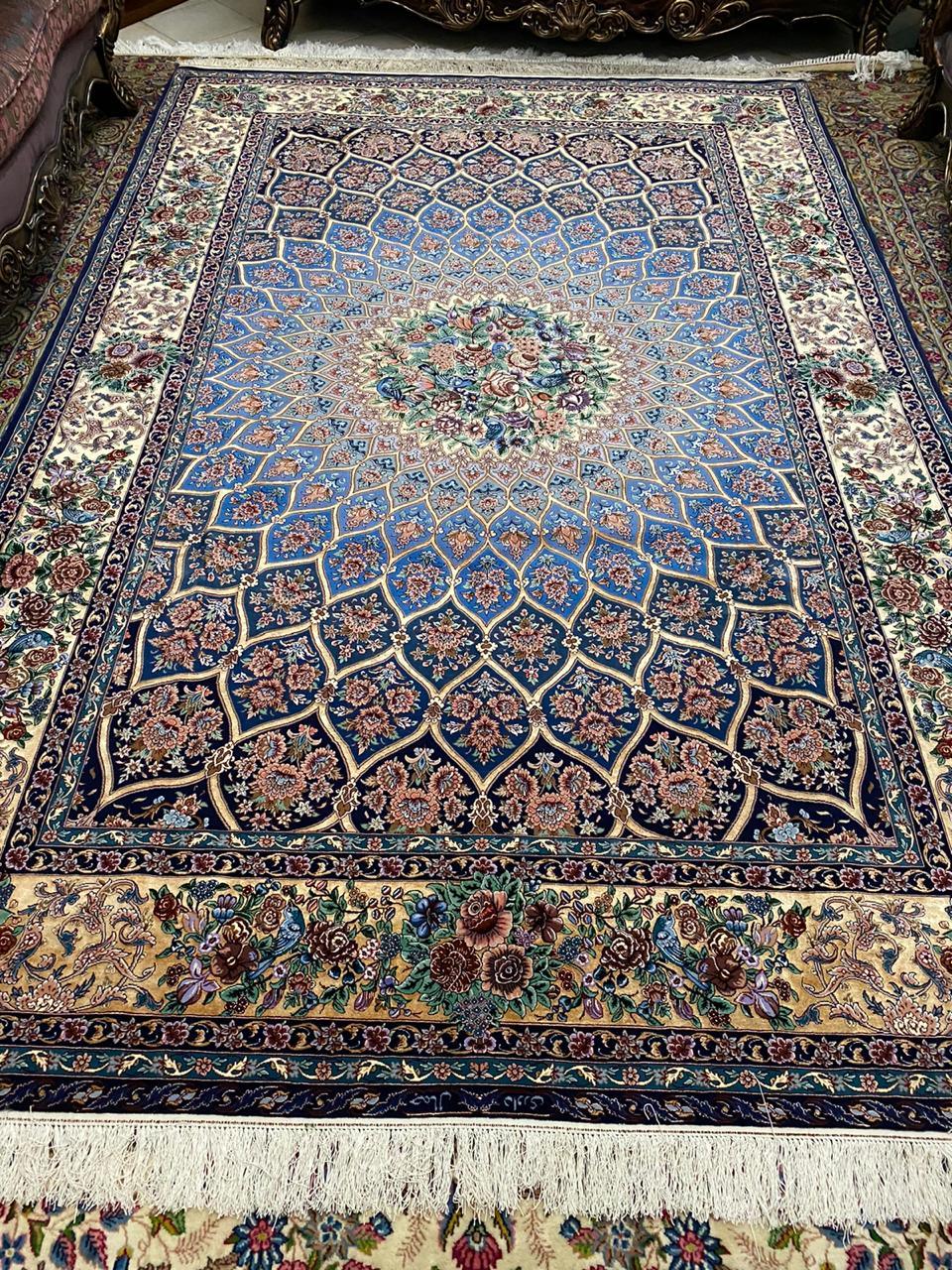 Esfahan - Handmade Carpet Gallery