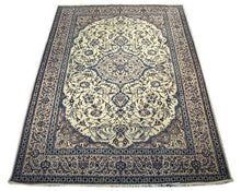 Load image into Gallery viewer, SC-4019 Nain - Handmade Carpet Gallery
