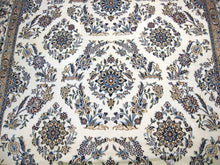 Load image into Gallery viewer, SC-4024 Nain - Handmade Carpet Gallery
